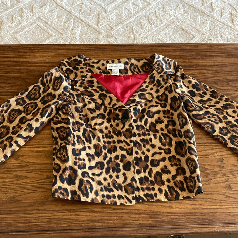Newport News Leopard print jacket, Size 4.
